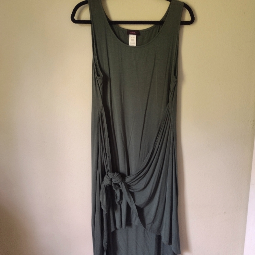 mark. Dress